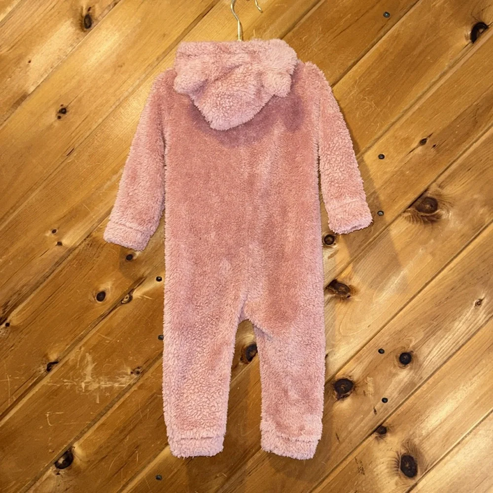 Toddler girls 18/24m pink fluffy snow cold weather zip up bunting suit